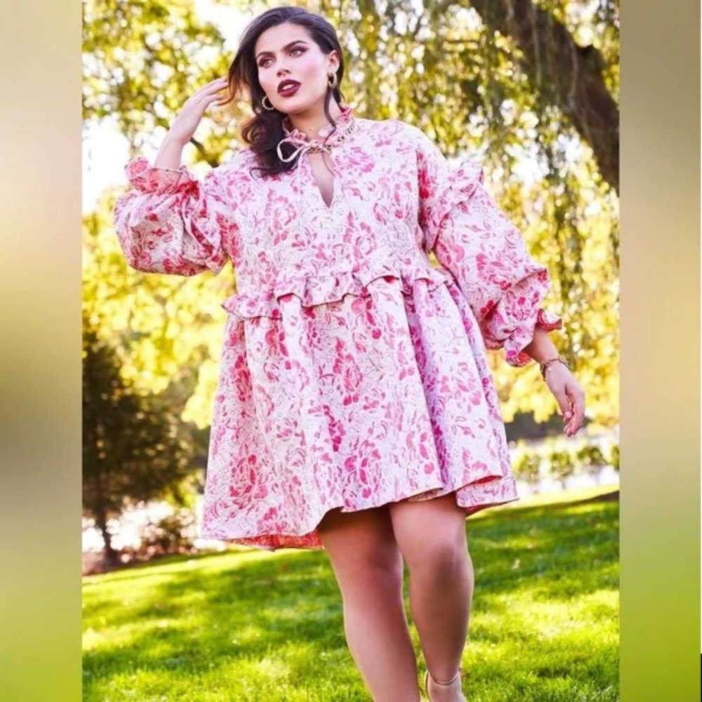 ELOQUII Jacquard Day Dress in Pink